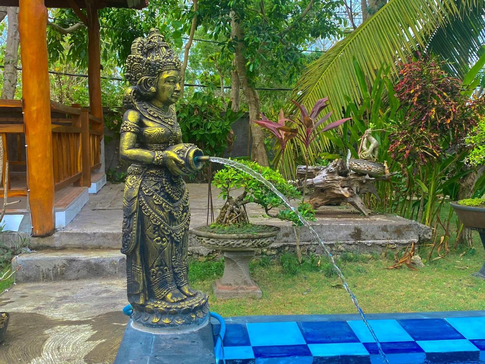 Surya Maha Bungallo Toyapakeh Luaran gambar